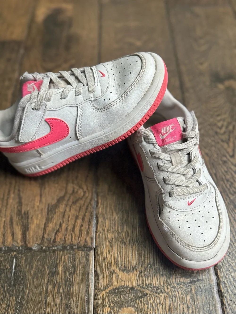Nike Kids White and Pink Sneakers